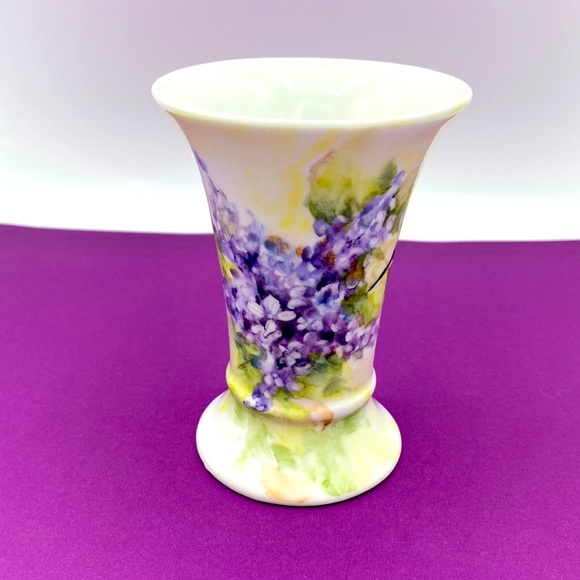 Accents Vintage Original Signed Hummingbird And Floral Vase Poshmark